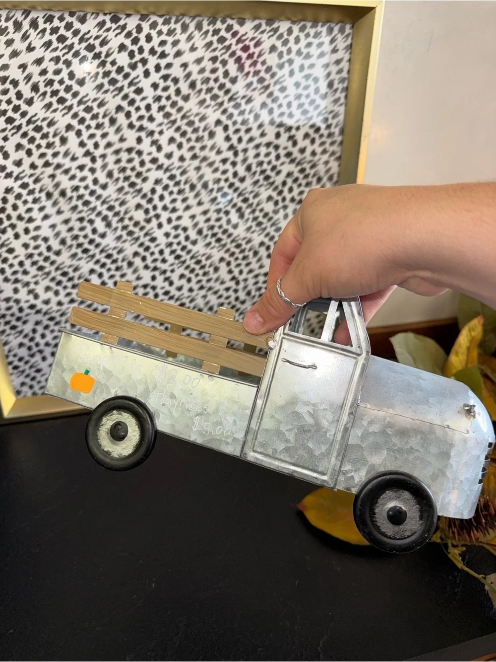 Metal Farm Truck Decor